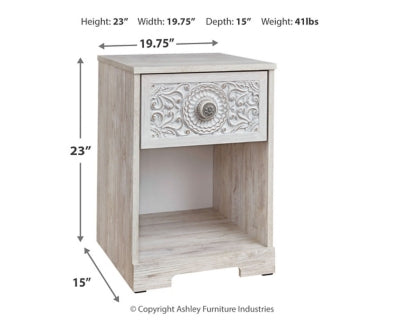 Paxberry Nightstand