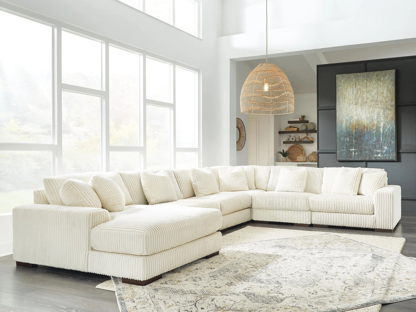 Lindyn 6-Piece Sectional with Chaise