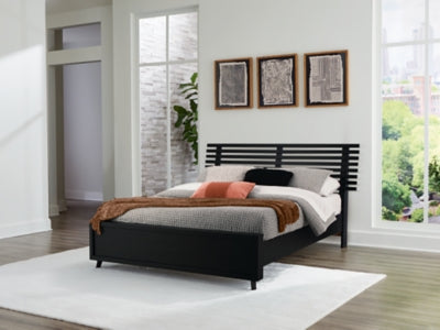 Cama Queen con paneles de láminas Danziar