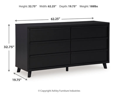 Danziar Dresser