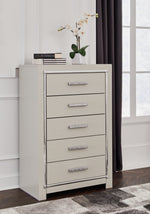 Zyniden Chest of Drawers