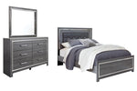 Cama Queen Lodanna con paneles, cómoda y espejo