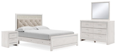 Cama Queen Altyra con paneles tapizados, tocador, espejo y mesita de noche