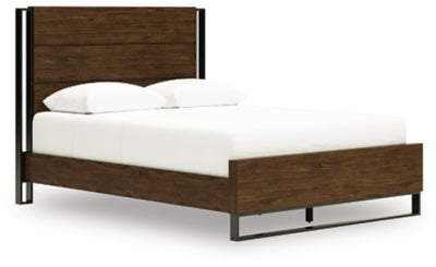 Zumbado Queen Panel Bed