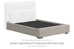 Pie de cama tapizado Cabalynn Queen con rieles