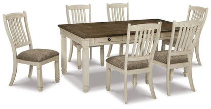 Mesa de comedor Bolanburg con 6 sillas