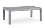 Mesa de centro para exteriores con vista a la luz de la luna