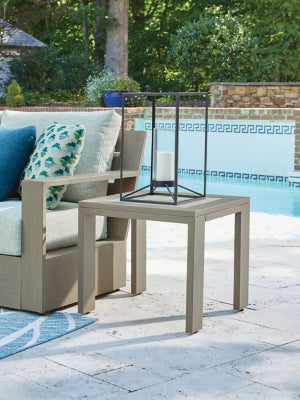 Mesa auxiliar de exterior Kimpton Isle